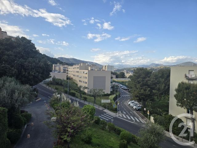 Appartement F3 à vendre - 3 pièces - 60.0 m2 - ST LAURENT DU VAR - 06 - PROVENCE-ALPES-COTE-D-AZUR - Century 21 Cbs Immobilier