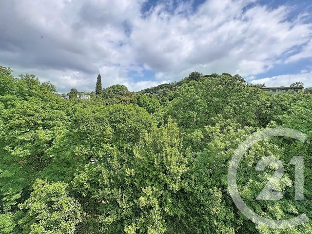 Appartement F4 à vendre - 4 pièces - 84.0 m2 - CANNES LA BOCCA - 06 - PROVENCE-ALPES-COTE-D-AZUR - Century 21 Cbs Immobilier