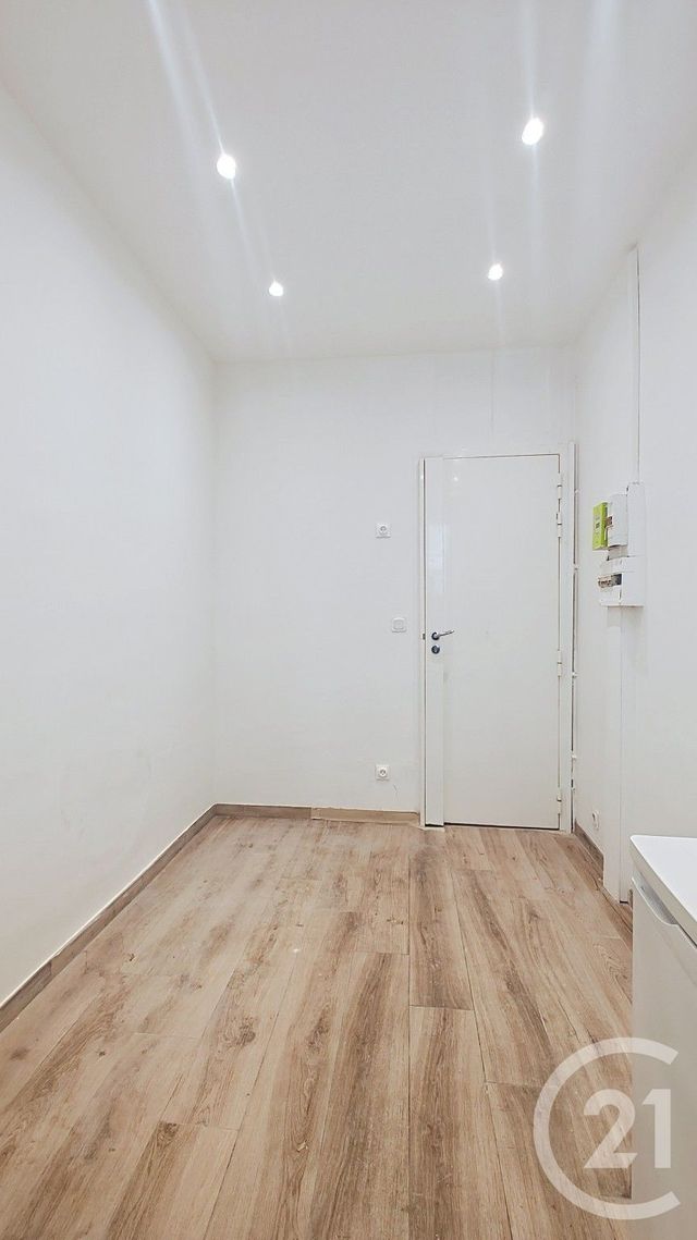 Appartement Studette à vendre - 1 pièce - 9.03 m2 - NICE - 06 - PROVENCE-ALPES-COTE-D-AZUR - Century 21 Cbs Immobilier