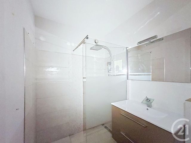 Appartement F1 à vendre - 1 pièce - 23.0 m2 - NICE - 06 - PROVENCE-ALPES-COTE-D-AZUR - Century 21 Cbs Immobilier