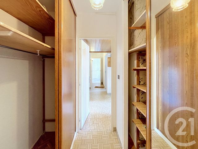 Appartement F5 à vendre - 5 pièces - 91.8 m2 - CARROS - 06 - PROVENCE-ALPES-COTE-D-AZUR - Century 21 Cbs Immobilier