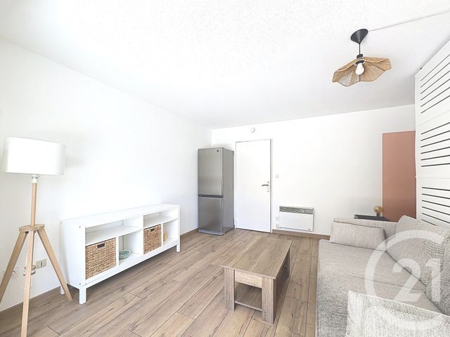 Appartement Studio Cabine à louer - 1 pièce - 29.79 m2 - NICE - 06 - PROVENCE-ALPES-COTE-D-AZUR - Century 21 Cbs Immobilier