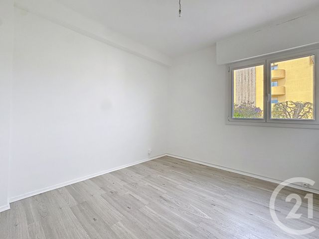 Appartement F3 à louer - 3 pièces - 62.0 m2 - NICE - 06 - PROVENCE-ALPES-COTE-D-AZUR - Century 21 Cbs Immobilier