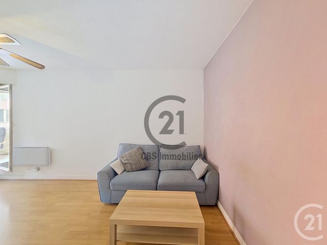 Appartement F3 à vendre - 3 pièces - 60.0 m2 - ST LAURENT DU VAR - 06 - PROVENCE-ALPES-COTE-D-AZUR - Century 21 Cbs Immobilier