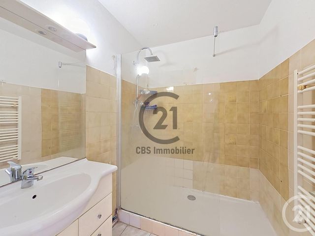 Appartement F3 à vendre - 3 pièces - 60.0 m2 - ST LAURENT DU VAR - 06 - PROVENCE-ALPES-COTE-D-AZUR - Century 21 Cbs Immobilier