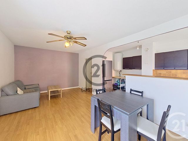Appartement F3 à vendre - 3 pièces - 60.0 m2 - ST LAURENT DU VAR - 06 - PROVENCE-ALPES-COTE-D-AZUR - Century 21 Cbs Immobilier