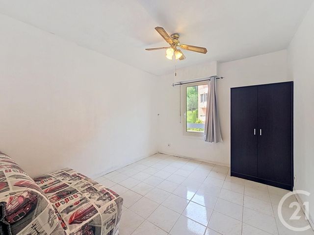 Appartement F3 à vendre - 3 pièces - 60.0 m2 - ST LAURENT DU VAR - 06 - PROVENCE-ALPES-COTE-D-AZUR - Century 21 Cbs Immobilier