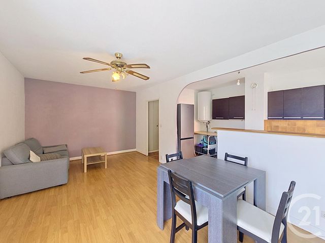 Appartement F3 à vendre - 3 pièces - 60.0 m2 - ST LAURENT DU VAR - 06 - PROVENCE-ALPES-COTE-D-AZUR - Century 21 Cbs Immobilier