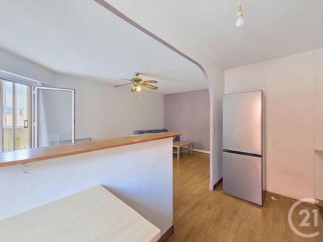Appartement F3 à vendre - 3 pièces - 60.0 m2 - ST LAURENT DU VAR - 06 - PROVENCE-ALPES-COTE-D-AZUR - Century 21 Cbs Immobilier