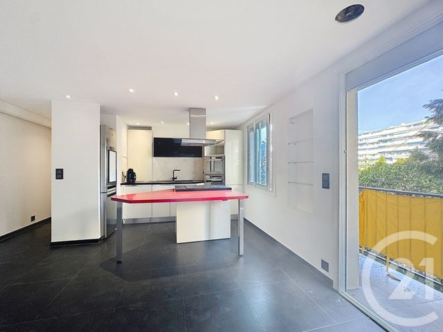 Appartement F3 à louer - 3 pièces - 54.7 m2 - CANNES - 06 - PROVENCE-ALPES-COTE-D-AZUR - Century 21 Cbs Immobilier