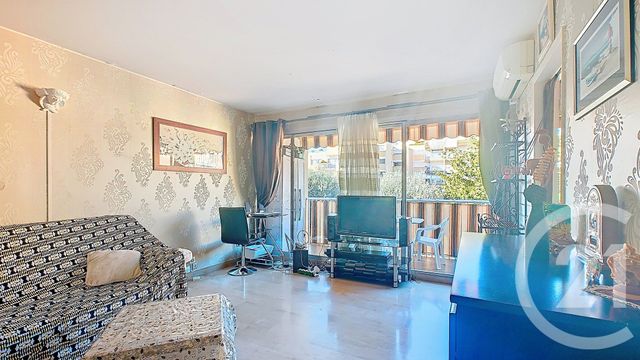 Appartement F1 à vendre - 1 pièce - 32.0 m2 - NICE - 06 - PROVENCE-ALPES-COTE-D-AZUR - Century 21 Cbs Immobilier