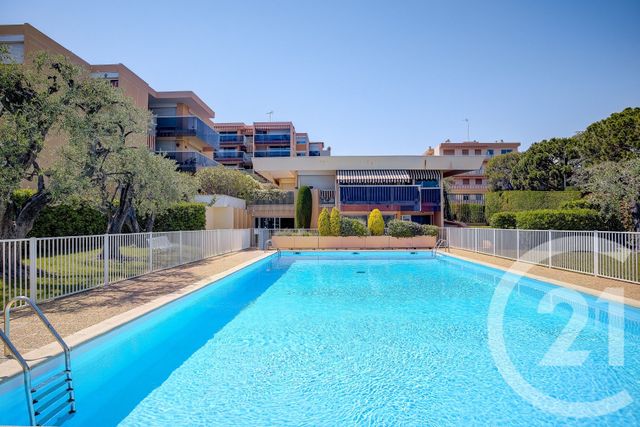 Appartement F1 à vendre - 1 pièce - 32.0 m2 - NICE - 06 - PROVENCE-ALPES-COTE-D-AZUR - Century 21 Cbs Immobilier