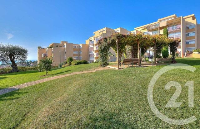Appartement F1 à vendre - 1 pièce - 32.0 m2 - NICE - 06 - PROVENCE-ALPES-COTE-D-AZUR - Century 21 Cbs Immobilier