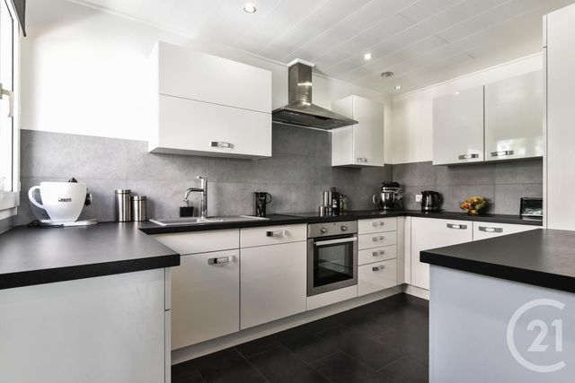 Appartement F3 à vendre - 3 pièces - 80.0 m2 - NICE - 06 - PROVENCE-ALPES-COTE-D-AZUR - Century 21 Cbs Immobilier