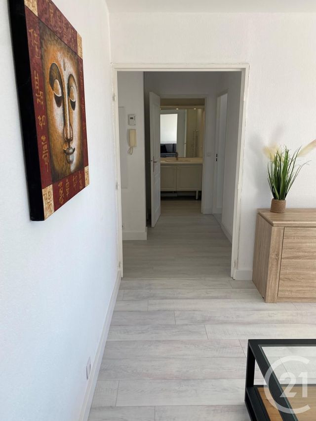 Appartement F2 à louer - 2 pièces - 39.0 m2 - NICE - 06 - PROVENCE-ALPES-COTE-D-AZUR - Century 21 Cbs Immobilier