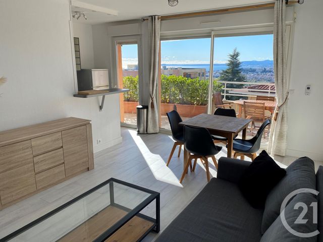 Appartement F2 à louer - 2 pièces - 39.0 m2 - NICE - 06 - PROVENCE-ALPES-COTE-D-AZUR - Century 21 Cbs Immobilier