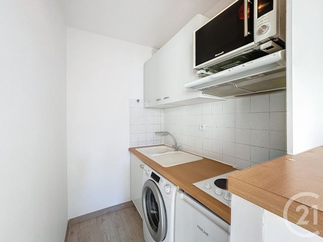 Appartement F1 à louer - 1 pièce - 26.0 m2 - NICE - 06 - PROVENCE-ALPES-COTE-D-AZUR - Century 21 Cbs Immobilier