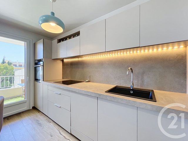Appartement F2 à vendre - 2 pièces - 59.28 m2 - CAGNES SUR MER - 06 - PROVENCE-ALPES-COTE-D-AZUR - Century 21 Cbs Immobilier