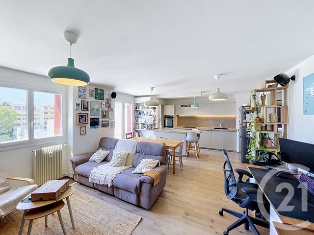Appartement F2 à vendre - 2 pièces - 59.28 m2 - CAGNES SUR MER - 06 - PROVENCE-ALPES-COTE-D-AZUR - Century 21 Cbs Immobilier