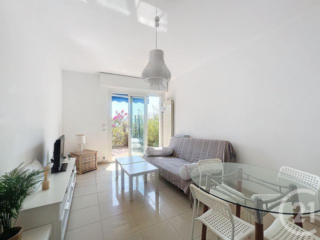 Appartement F1 à louer - 1 pièce - 34.0 m2 - NICE - 06 - PROVENCE-ALPES-COTE-D-AZUR - Century 21 Cbs Immobilier