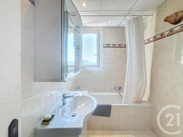 Appartement F1 à louer - 1 pièce - 34.0 m2 - NICE - 06 - PROVENCE-ALPES-COTE-D-AZUR - Century 21 Cbs Immobilier