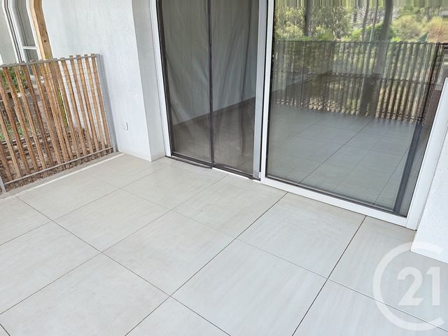 Appartement F2 à louer - 2 pièces - 37.0 m2 - NICE - 06 - PROVENCE-ALPES-COTE-D-AZUR - Century 21 Cbs Immobilier