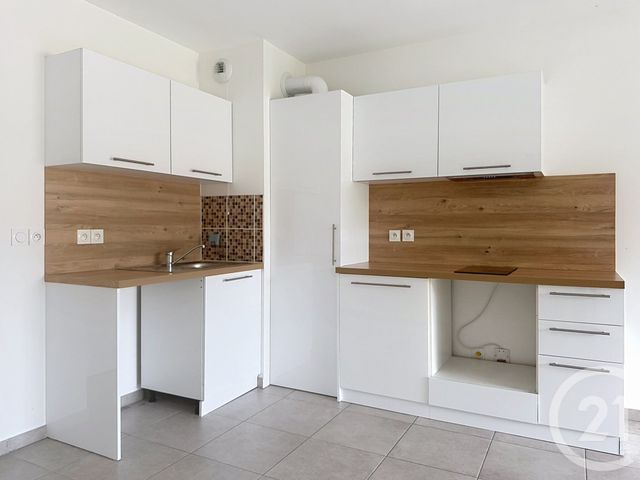 Appartement F2 à louer - 2 pièces - 37.0 m2 - NICE - 06 - PROVENCE-ALPES-COTE-D-AZUR - Century 21 Cbs Immobilier