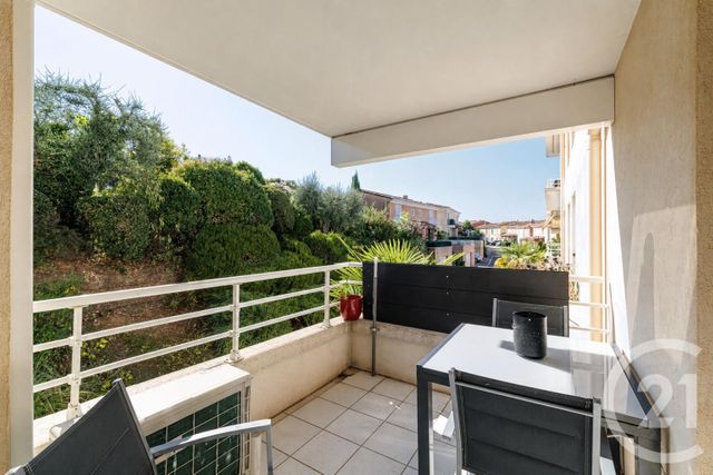 Appartement F2 à vendre - 2 pièces - 41.07 m2 - NICE - 06 - PROVENCE-ALPES-COTE-D-AZUR - Century 21 Cbs Immobilier