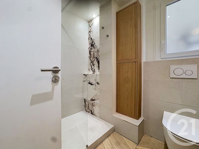 Appartement à louer - 3 pièces - 56.35 m2 - NICE - 06 - PROVENCE-ALPES-COTE-D-AZUR - Century 21 Cbs Immobilier