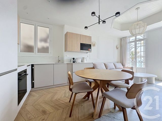 Appartement à louer - 3 pièces - 56.35 m2 - NICE - 06 - PROVENCE-ALPES-COTE-D-AZUR - Century 21 Cbs Immobilier