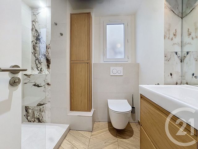Appartement à louer - 3 pièces - 56.35 m2 - NICE - 06 - PROVENCE-ALPES-COTE-D-AZUR - Century 21 Cbs Immobilier