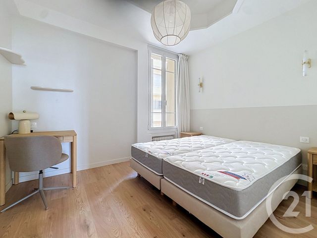 Appartement à louer - 3 pièces - 56.35 m2 - NICE - 06 - PROVENCE-ALPES-COTE-D-AZUR - Century 21 Cbs Immobilier