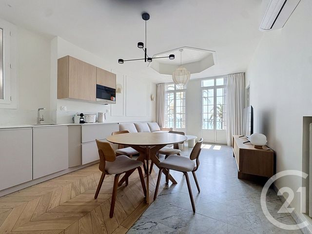 Appartement à louer - 3 pièces - 56.35 m2 - NICE - 06 - PROVENCE-ALPES-COTE-D-AZUR - Century 21 Cbs Immobilier