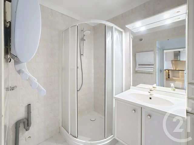 Appartement F2 à louer - 2 pièces - 56.0 m2 - NICE - 06 - PROVENCE-ALPES-COTE-D-AZUR - Century 21 Cbs Immobilier