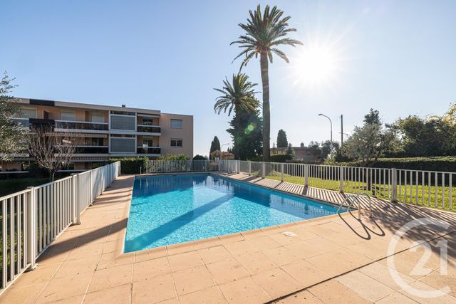 Appartement F3 à vendre - 3 pièces - 83.78 m2 - NICE - 06 - PROVENCE-ALPES-COTE-D-AZUR - Century 21 Cbs Immobilier