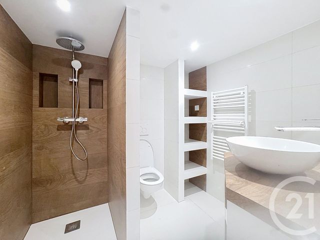 Appartement F2 à louer - 2 pièces - 31.0 m2 - LE CANNET - 06 - PROVENCE-ALPES-COTE-D-AZUR - Century 21 Cbs Immobilier