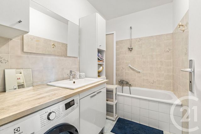 Appartement F2 à vendre - 2 pièces - 43.89 m2 - NICE - 06 - PROVENCE-ALPES-COTE-D-AZUR - Century 21 Cbs Immobilier