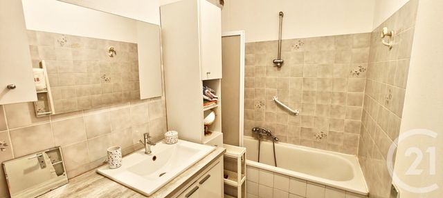 Appartement F2 à vendre - 2 pièces - 43.89 m2 - NICE - 06 - PROVENCE-ALPES-COTE-D-AZUR - Century 21 Cbs Immobilier