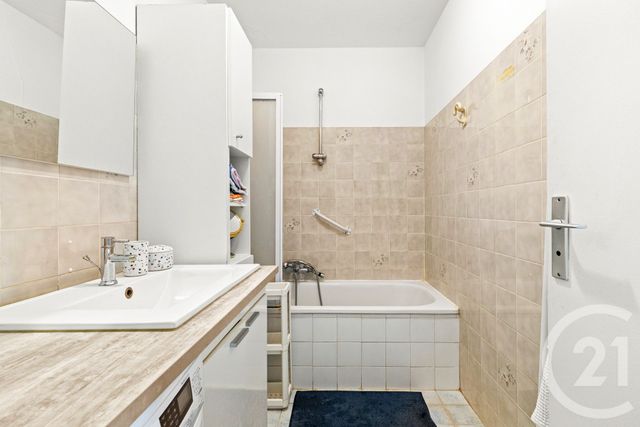Appartement F2 à vendre - 2 pièces - 43.89 m2 - NICE - 06 - PROVENCE-ALPES-COTE-D-AZUR - Century 21 Cbs Immobilier