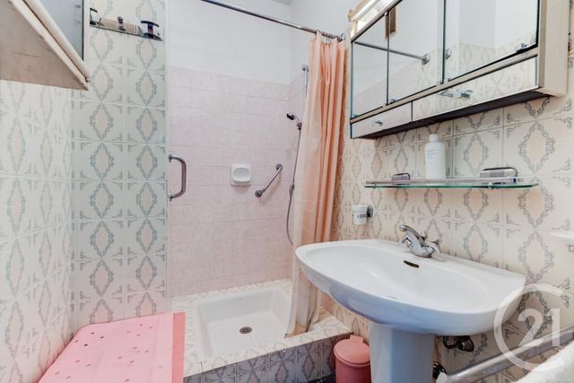Appartement F4 à vendre - 4 pièces - 94.03 m2 - NICE - 06 - PROVENCE-ALPES-COTE-D-AZUR - Century 21 Cbs Immobilier