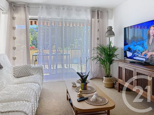 Appartement F2 à vendre - 2 pièces - 52.9 m2 - NICE - 06 - PROVENCE-ALPES-COTE-D-AZUR - Century 21 Cbs Immobilier