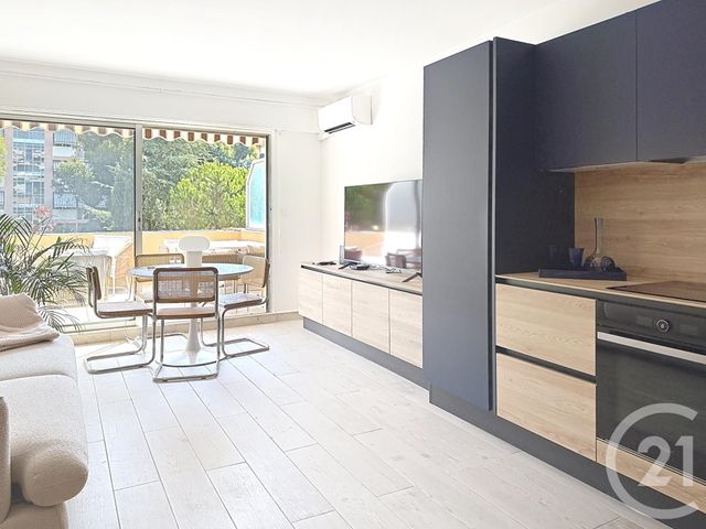 Appartement F1 à vendre - 1 pièce - 31.4 m2 - NICE - 06 - PROVENCE-ALPES-COTE-D-AZUR - Century 21 Cbs Immobilier