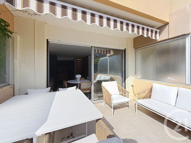 Appartement F1 à vendre - 1 pièce - 31.4 m2 - NICE - 06 - PROVENCE-ALPES-COTE-D-AZUR - Century 21 Cbs Immobilier