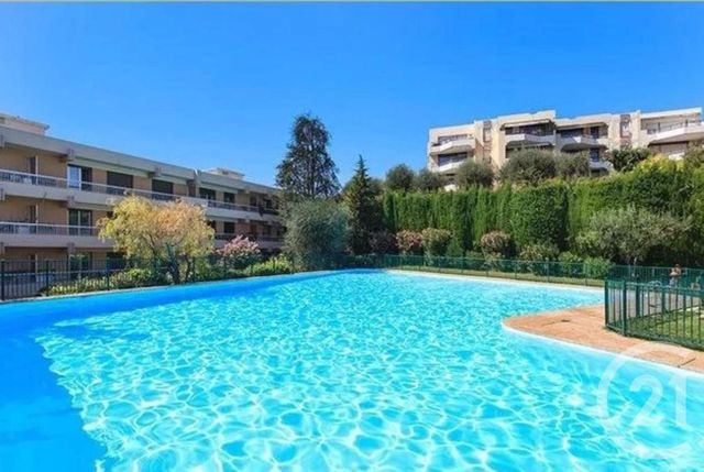 Appartement F1 à vendre - 1 pièce - 31.4 m2 - NICE - 06 - PROVENCE-ALPES-COTE-D-AZUR - Century 21 Cbs Immobilier