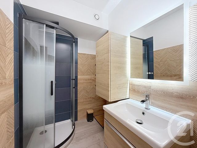 Appartement F1 à vendre - 1 pièce - 31.4 m2 - NICE - 06 - PROVENCE-ALPES-COTE-D-AZUR - Century 21 Cbs Immobilier
