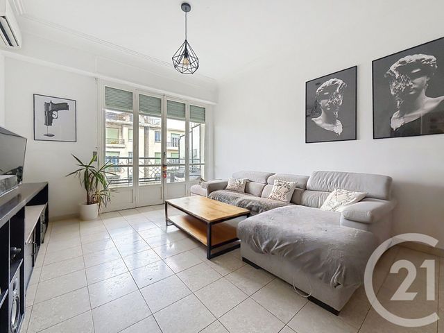 Appartement F2 à vendre - 2 pièces - 67.0 m2 - NICE - 06 - PROVENCE-ALPES-COTE-D-AZUR - Century 21 Cbs Immobilier