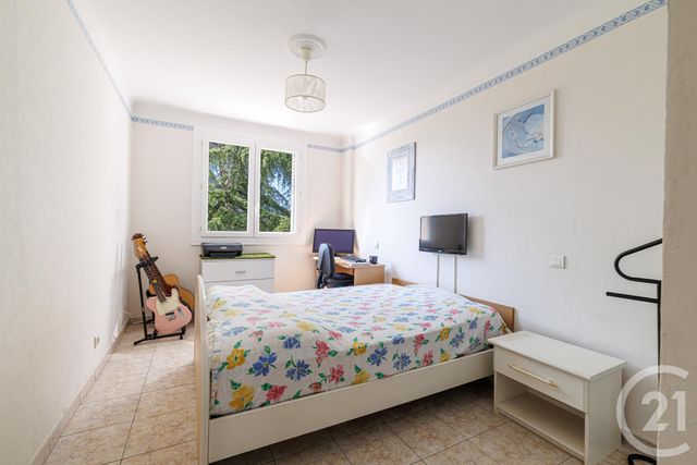 Appartement F3 à vendre - 3 pièces - 56.86 m2 - NICE - 06 - PROVENCE-ALPES-COTE-D-AZUR - Century 21 Cbs Immobilier