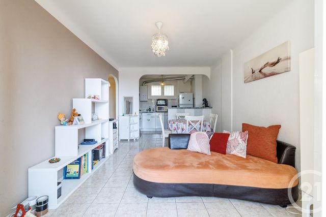 Appartement F3 à vendre - 3 pièces - 56.86 m2 - NICE - 06 - PROVENCE-ALPES-COTE-D-AZUR - Century 21 Cbs Immobilier