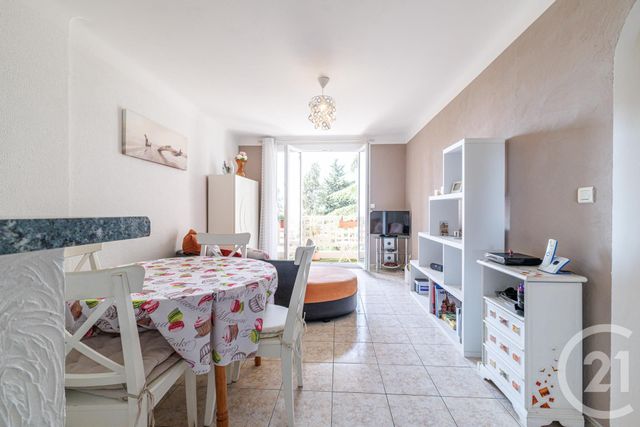 Appartement F3 à vendre - 3 pièces - 56.86 m2 - NICE - 06 - PROVENCE-ALPES-COTE-D-AZUR - Century 21 Cbs Immobilier