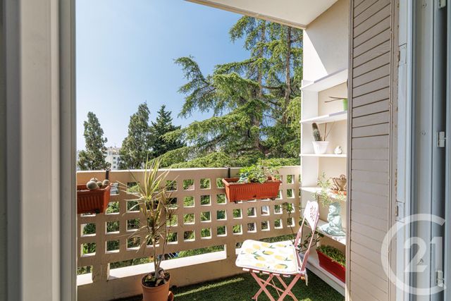 Appartement F3 à vendre - 3 pièces - 56.86 m2 - NICE - 06 - PROVENCE-ALPES-COTE-D-AZUR - Century 21 Cbs Immobilier